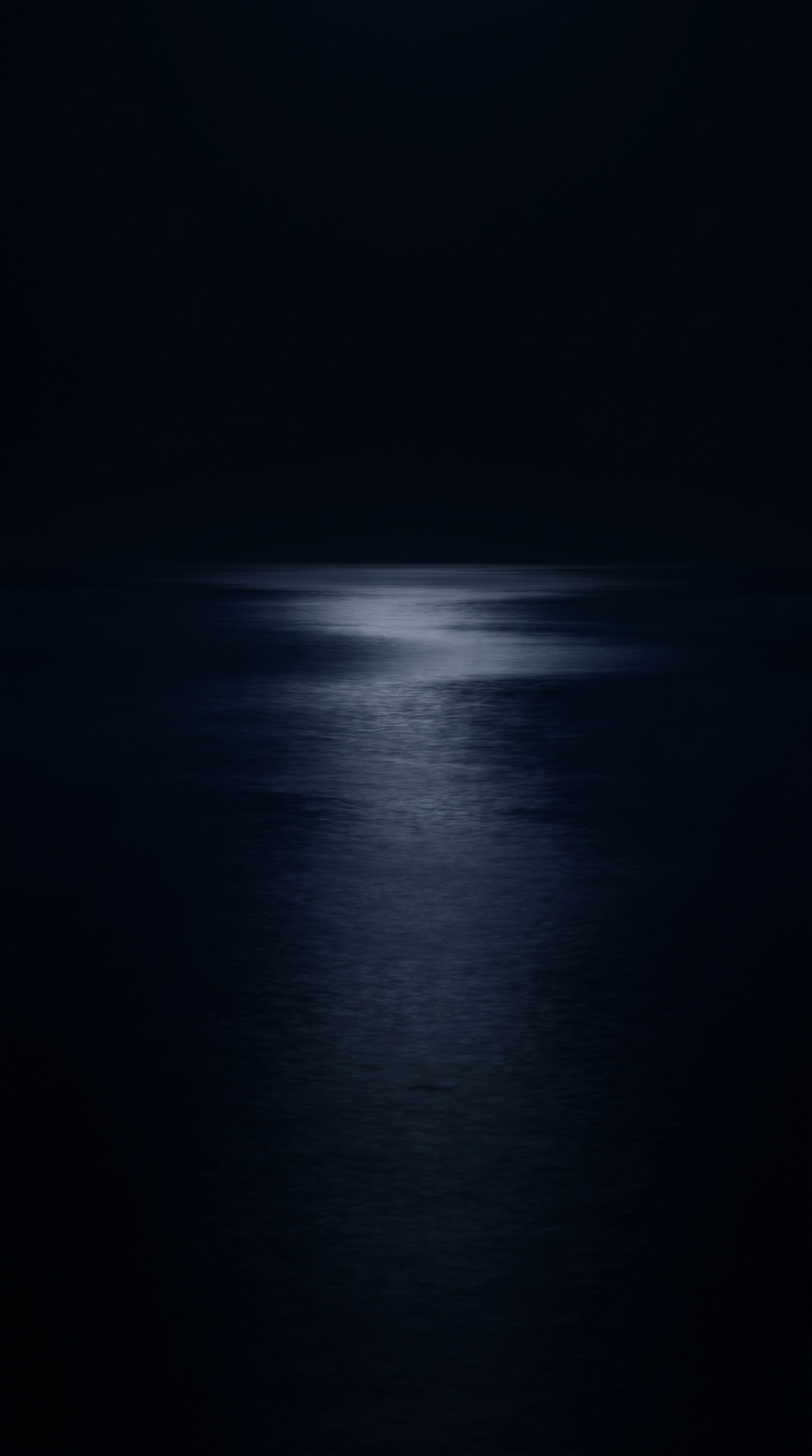 Dark AMOLED Wallpaper